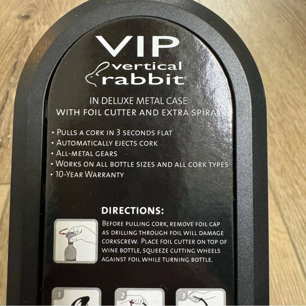 NWT Vanderpump Rules Vertical Rabbit Wine Opener Silver & Black